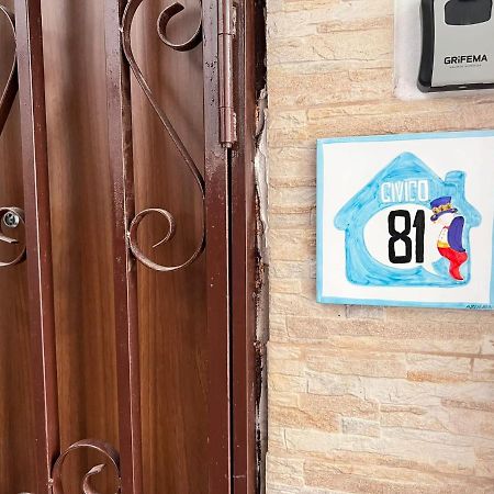 Civico 81 Leilighet Napoli Eksteriør bilde